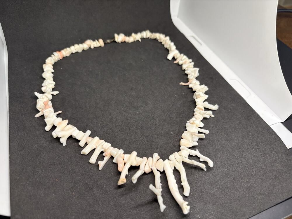 Vintage Long Strand Light Pink Angel Skin Coral Branches Strand Necklace 20”